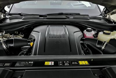 2025 Land Rover Range Rover P530 Autobiography LWB - Photo 17 - Joliet, IL 60435