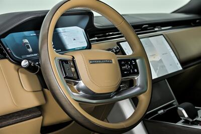 2025 Land Rover Range Rover P530 Autobiography LWB - Photo 27 - Joliet, IL 60435