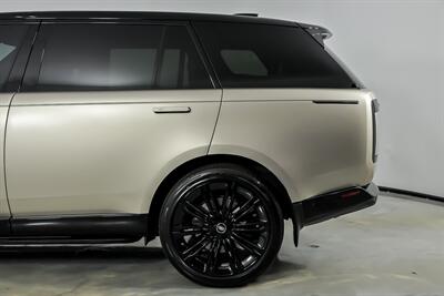 2025 Land Rover Range Rover P530 Autobiography LWB - Photo 9 - Joliet, IL 60435