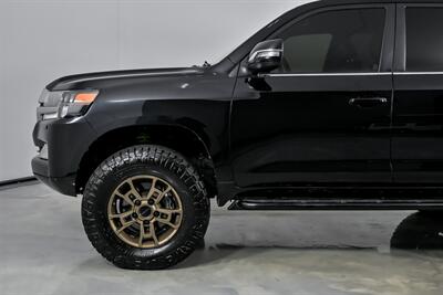 2020 Toyota Land Cruiser Heritage Edition - Photo 7 - Joliet, IL 60435