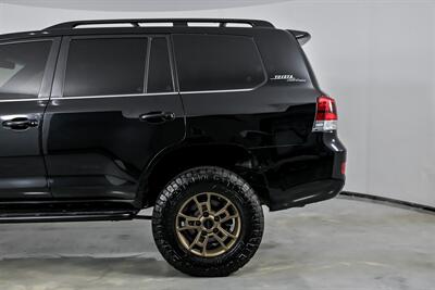 2020 Toyota Land Cruiser Heritage Edition - Photo 9 - Joliet, IL 60435