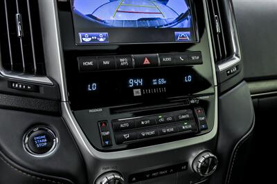 2020 Toyota Land Cruiser Heritage Edition - Photo 34 - Joliet, IL 60435