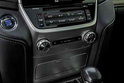 2020 Toyota Land Cruiser Heritage Edition - Photo 35 - Joliet, IL 60435