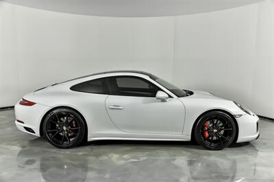 2017 Porsche 911 Carrera 4S   - Photo 14 - Joliet, IL 60435