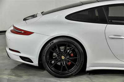 2017 Porsche 911 Carrera 4S   - Photo 13 - Joliet, IL 60435