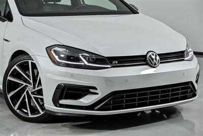 2019 Volkswagen Golf R 4Motion   - Photo 3 - Joliet, IL 60435