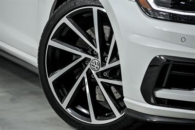 2019 Volkswagen Golf R 4Motion   - Photo 4 - Joliet, IL 60435
