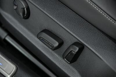 2019 Volkswagen Golf R 4Motion   - Photo 26 - Joliet, IL 60435