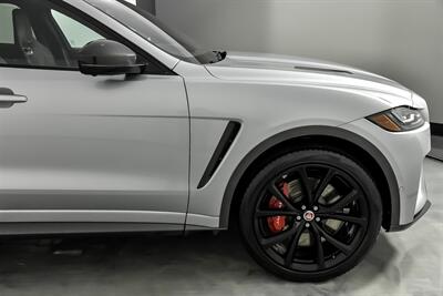 2020 Jaguar F-PACE SVR   - Photo 13 - Joliet, IL 60435