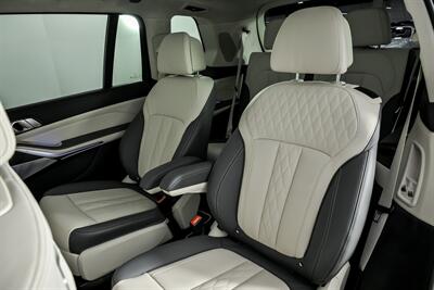2024 BMW X7 ALPINA XB7   - Photo 25 - Joliet, IL 60435