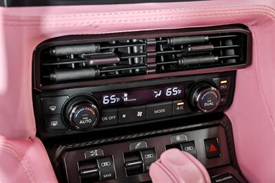 2020 Nissan GT-R Premium-OVER $40K MODS-CUSTOM INTERIOR & EXTERIOR - Photo 34 - Joliet, IL 60435