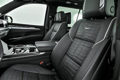 2025 Cadillac Escalade-V   - Photo 22 - Joliet, IL 60435