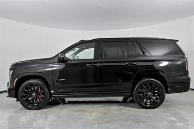 2025 Cadillac Escalade-V   - Photo 8 - Joliet, IL 60435