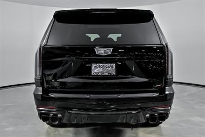 2025 Cadillac Escalade-V   - Photo 11 - Joliet, IL 60435