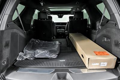 2025 Cadillac Escalade-V   - Photo 16 - Joliet, IL 60435