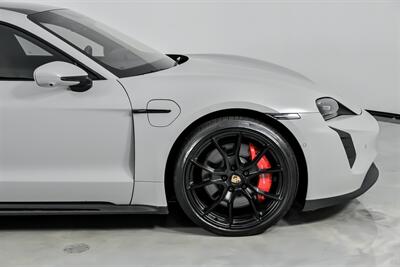 2023 Porsche Taycan GTS Sport Turismo-FULL SATIN PPF-CHALK ON RED!   - Photo 15 - Joliet, IL 60435
