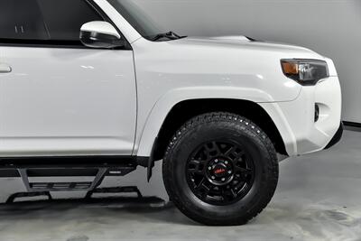2019 Toyota 4Runner TRD Pro   - Photo 15 - Joliet, IL 60435