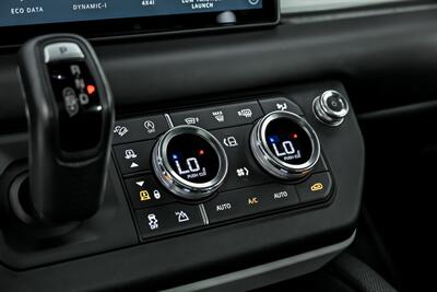 2021 Land Rover Defender 110 X-Dynamic HSE   - Photo 42 - Joliet, IL 60435