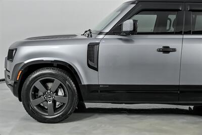 2021 Land Rover Defender 110 X-Dynamic HSE   - Photo 7 - Joliet, IL 60435