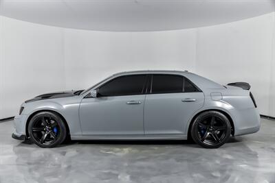 2012 Chrysler 300 SRT8   - Photo 8 - Joliet, IL 60435