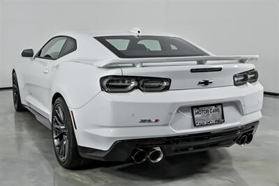 2023 Chevrolet Camaro ZL1   - Photo 10 - Joliet, IL 60435