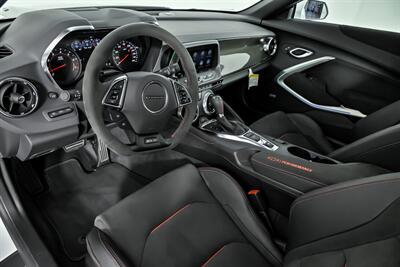 2023 Chevrolet Camaro ZL1   - Photo 20 - Joliet, IL 60435