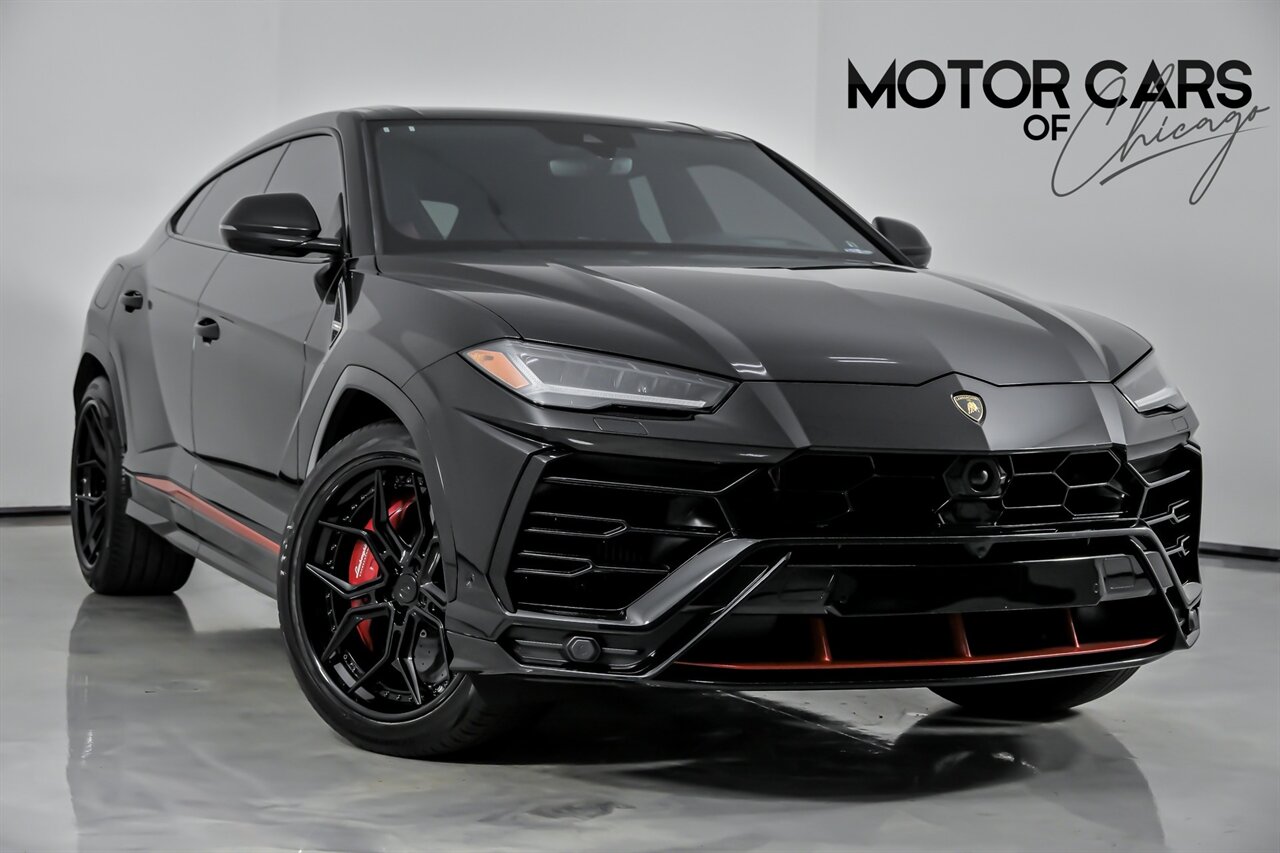 2020 Lamborghini Urus Base's photo