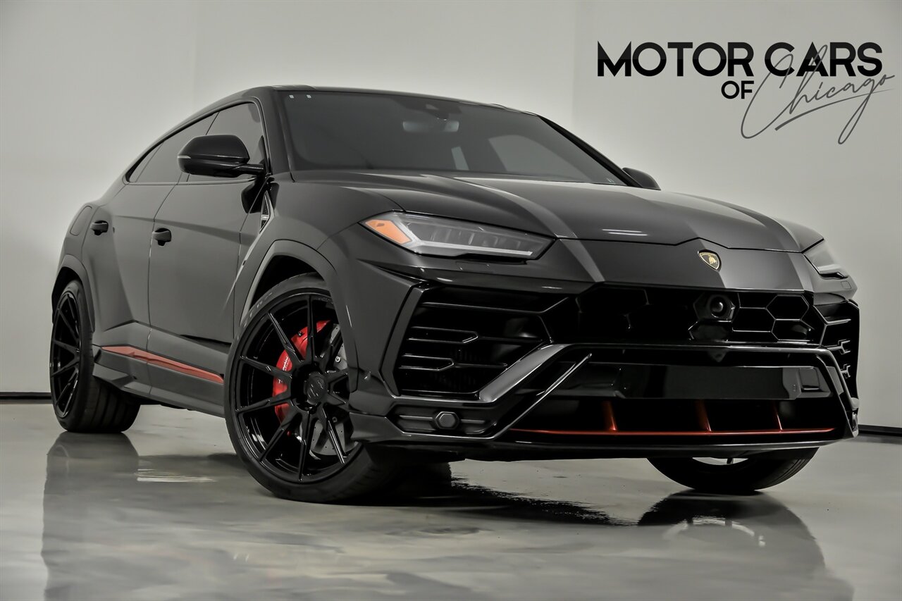 2020 Lamborghini Urus Base's photo