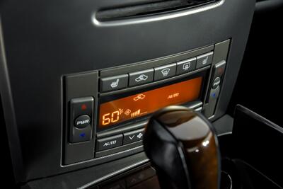 2005 Cadillac XLR   - Photo 36 - Joliet, IL 60435