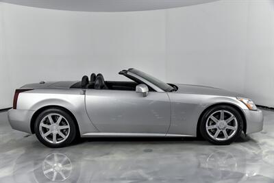 2005 Cadillac XLR   - Photo 14 - Joliet, IL 60435