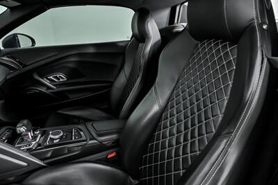 2018 Audi R8 5.2 quattro V10 Plus Spyder   - Photo 26 - Joliet, IL 60435