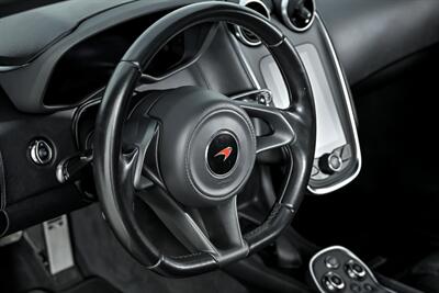 2017 McLaren 570S   - Photo 24 - Joliet, IL 60435