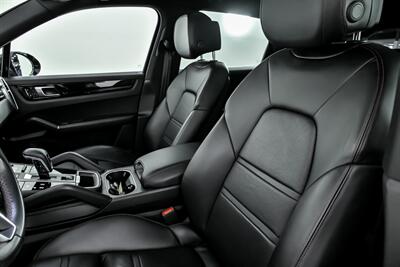 2019 Porsche Cayenne S   - Photo 23 - Joliet, IL 60435