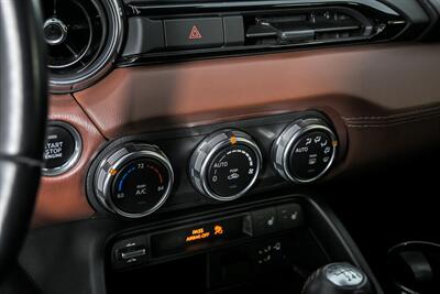 2019 Mazda MX-5 Miata RF Grand Touring - Photo 36 - Joliet, IL 60435