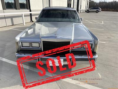 1988 Lincoln Town Car Cartier - Photo 8 - Statesville, NC 28677