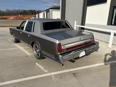1988 Lincoln Town Car Cartier   - Photo 13 - Statesville, NC 28677