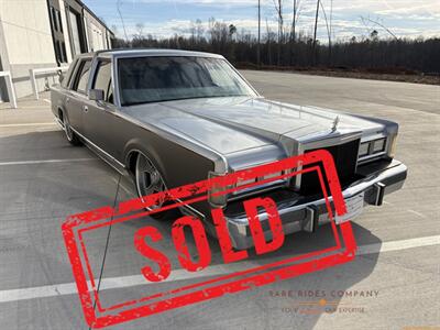 1988 Lincoln Town Car Cartier - Photo 7 - Statesville, NC 28677