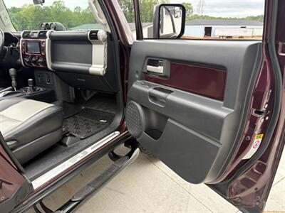 2007 Toyota FJ Cruiser Convertible   - Photo 70 - Statesville, NC 28677