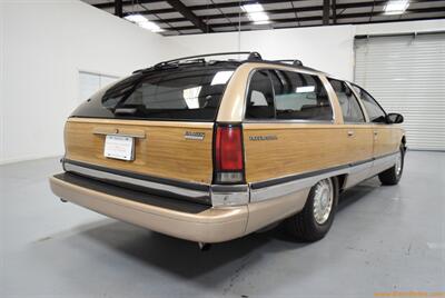 1996 Buick Roadmaster Estate   - Photo 4 - Mooresville, NC 28117