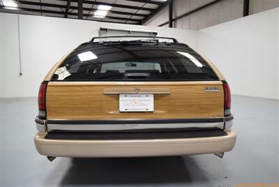 1996 Buick Roadmaster Estate   - Photo 19 - Mooresville, NC 28117