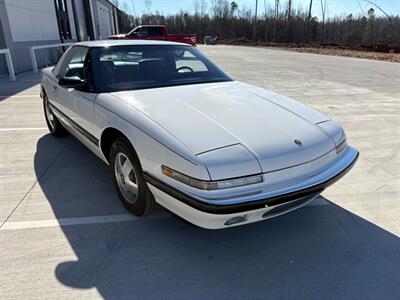 1988 Buick Reatta Coupe - Photo 2 - Statesville, NC 28677