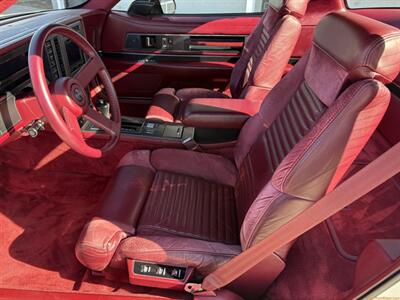 1988 Buick Reatta Coupe   - Photo 5 - Statesville, NC 28677
