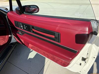 1988 Buick Reatta Coupe   - Photo 68 - Statesville, NC 28677