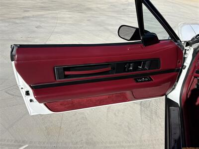 1988 Buick Reatta Coupe   - Photo 54 - Statesville, NC 28677