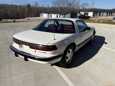 1988 Buick Reatta Coupe   - Photo 4 - Statesville, NC 28677