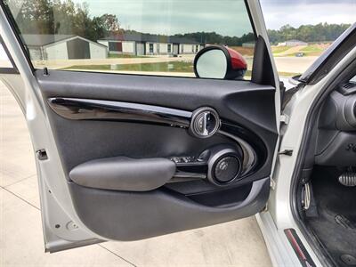 2016 MINI Hardtop 4 Door Cooper S - Photo 42 - Statesville, NC 28677