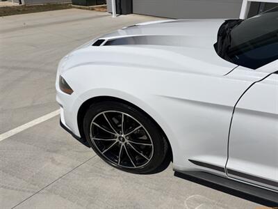 2020 Ford Mustang EcoBoost Premium   - Photo 11 - Statesville, NC 28677