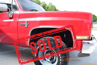 1986 Chevrolet Suburban K10   - Photo 9 - Statesville, NC 28677