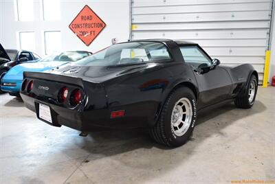 1982 Chevrolet Corvette   - Photo 4 - Statesville, NC 28677