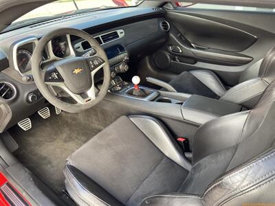 2015 Chevrolet Camaro Z28 - Photo 5 - Statesville, NC 28677